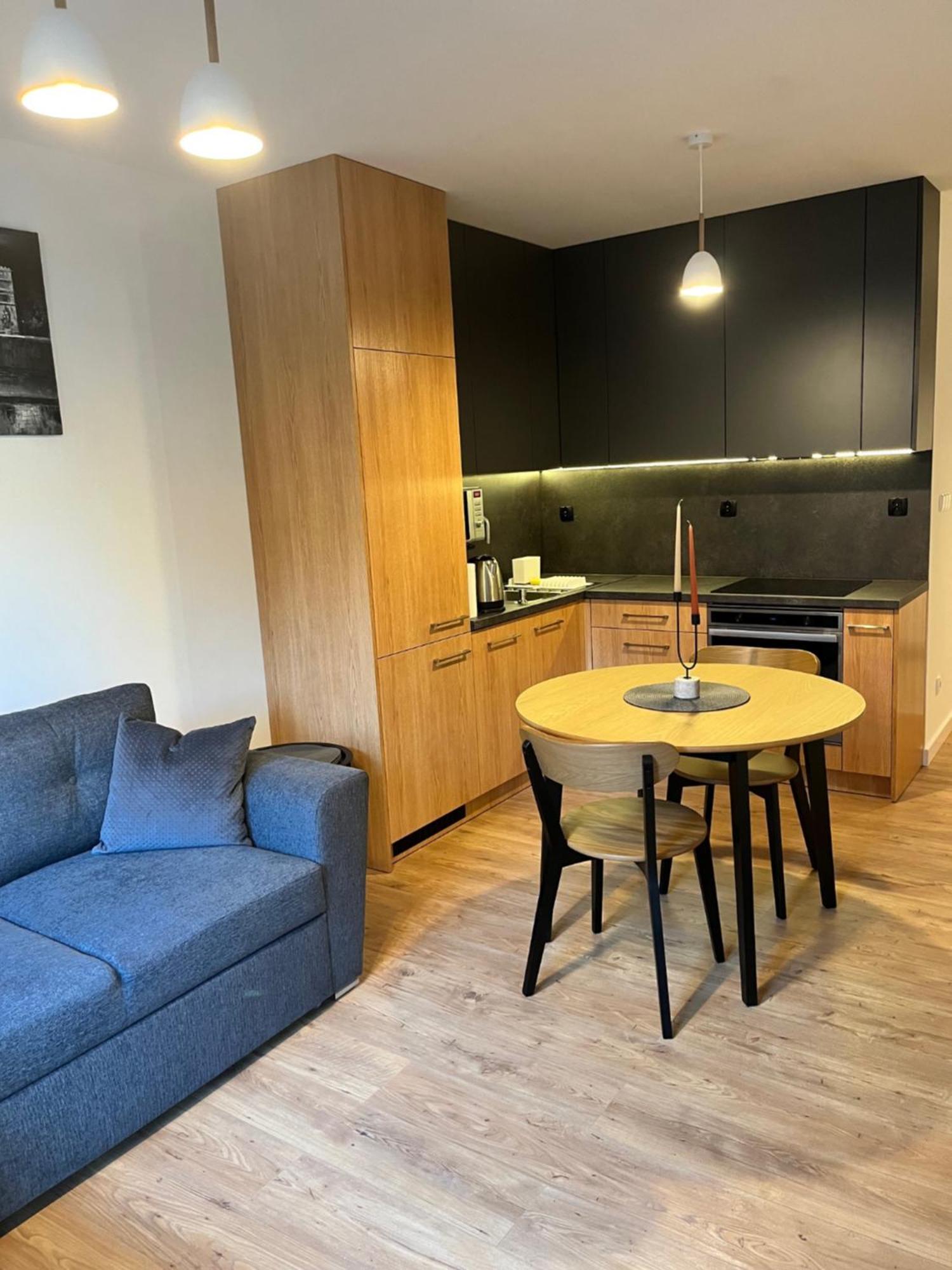 Apartament Julia 1-4 Os Starowapiennikowa 42A Z Balkonem Ze Sniadaniem Kontynentalnym Кельце Экстерьер фото