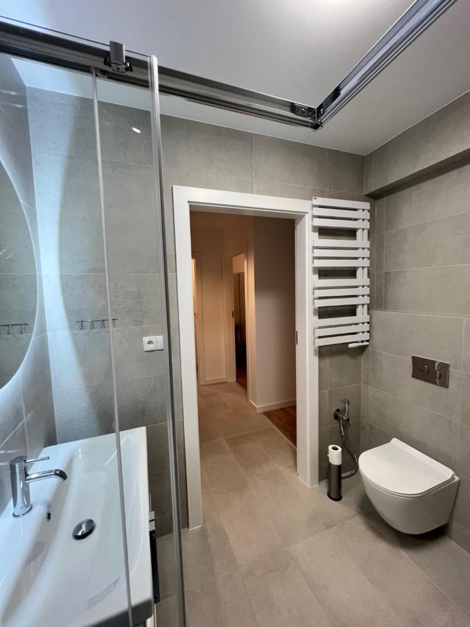 Apartament Julia 1-4 Os Starowapiennikowa 42A Z Balkonem Ze Sniadaniem Kontynentalnym Кельце Экстерьер фото